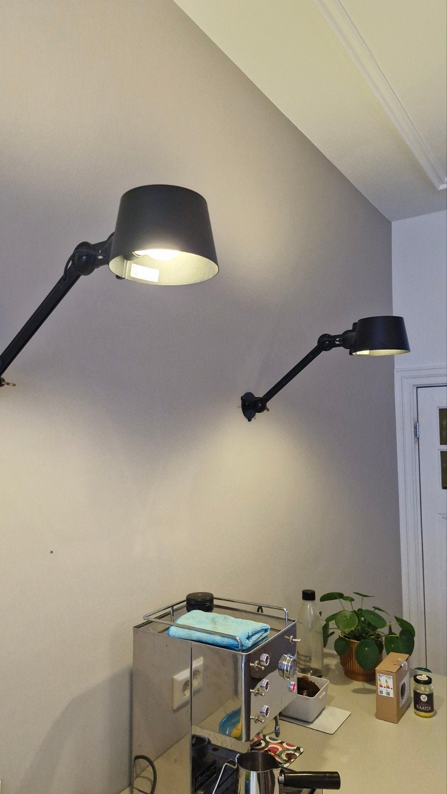 2x Tonone Bolt Wall wandlampen - Zo goed als nieuw, Ophalen, Zwart, Zo goed als nieuw, Metaal