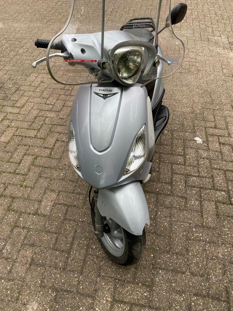 Piaggio Fly Snorfiets, Fietsen en Brommers, Scooters | Piaggio, Ophalen, Gebruikt, Fly, Benzine
