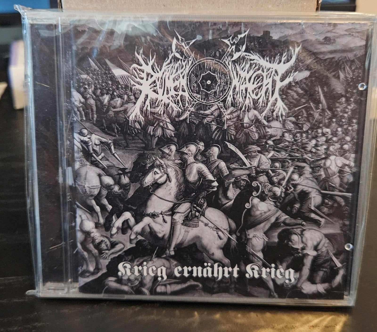 Runenwacht - Krieg Ernährt Krieg CD Nieuw, Ophalen, Nieuw in verpakking
