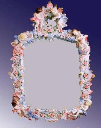 Antieke spiegel met engeltjes en bloemen, 74cm, Ophalen of Verzenden