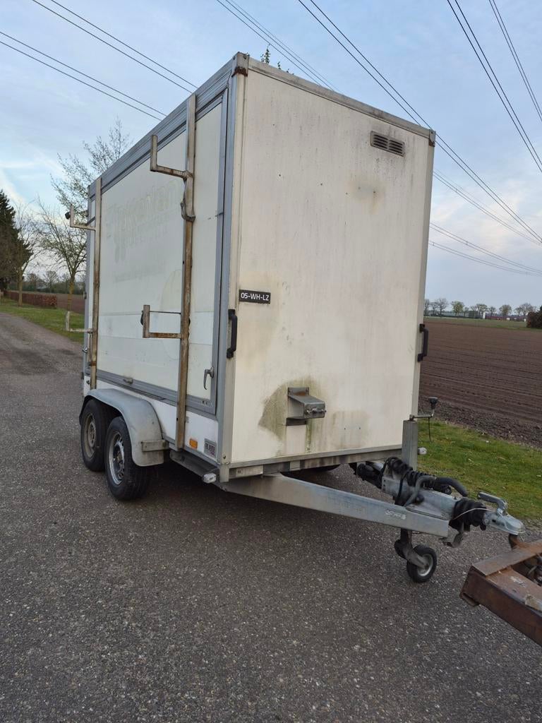 Gesloten aanhanger met klep - Bakmaat 300x150x210cm, Auto diversen, Aanhangers en Bagagewagens, Ophalen of Verzenden, Gebruikt