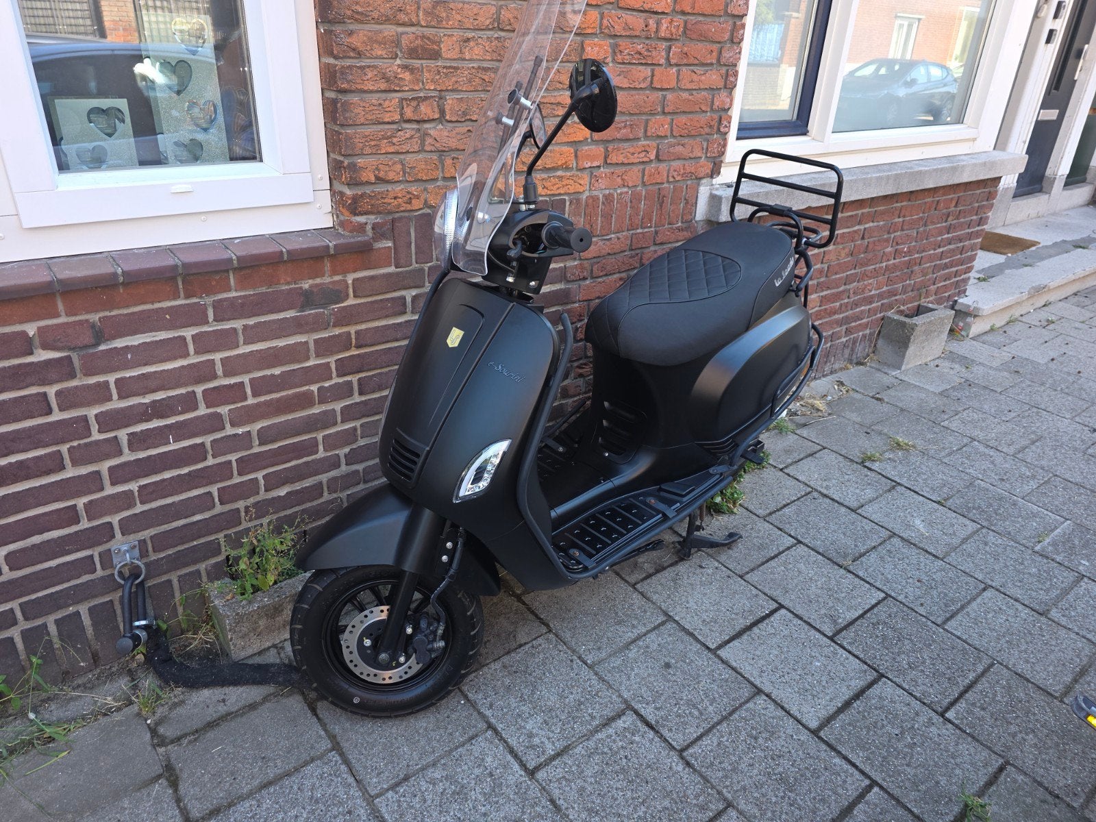 La Souris E-Sourini elektrische scooter, Fietsen en Brommers, Snorfietsen en Snorscooters, Elektrisch, Zo goed als nieuw, Ophalen
