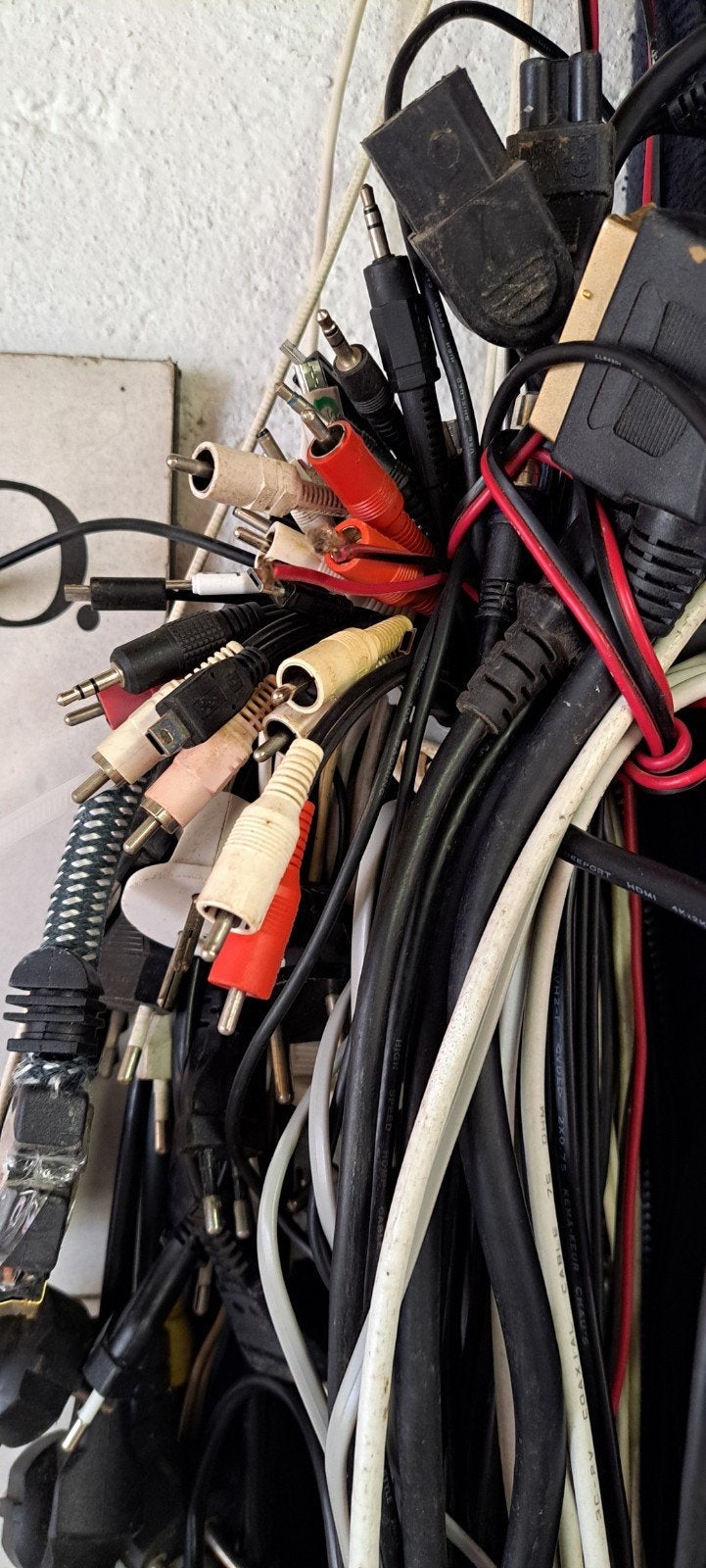 Diverse kabels (Scart, HDMI, Coax, Audio, Voeding), Ophalen of Verzenden, Gebruikt, Minder dan 2 meter, Coaxiale kabel