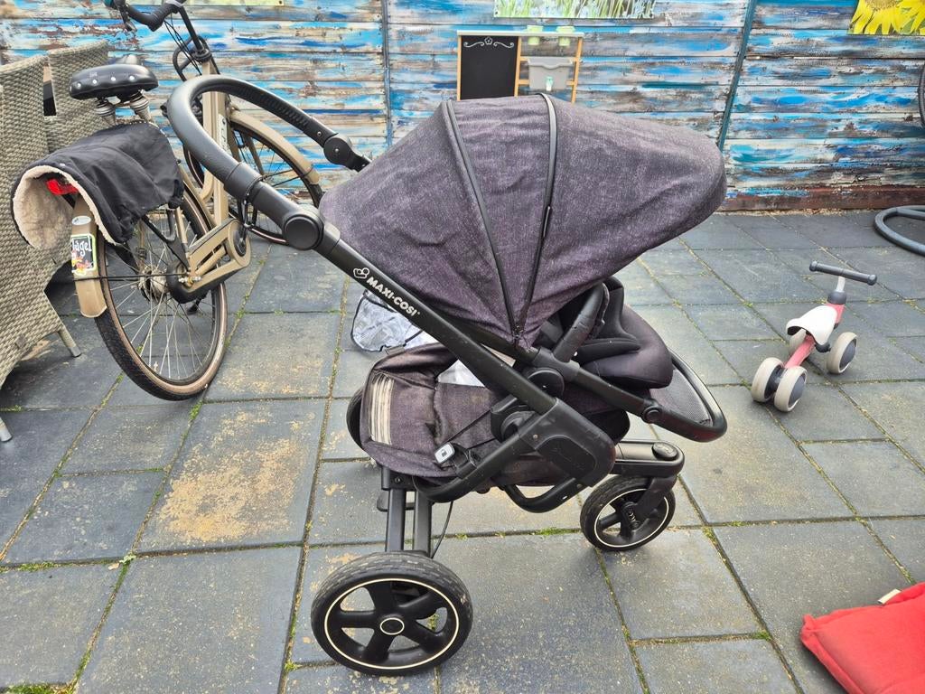 Maxi-Cosi kinderwagen compleet met reiswieg, Gebruikt, Met autostoeltje, Ophalen of Verzenden, Combiwagen