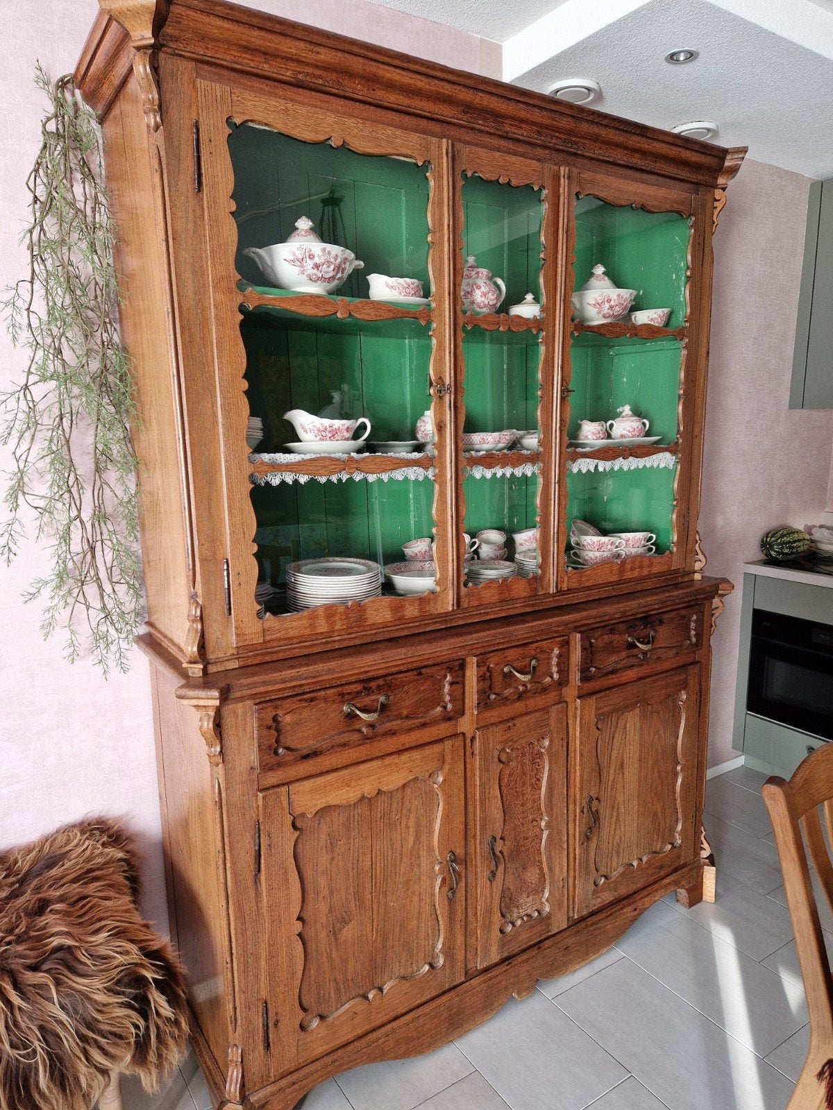 prachtige antieke buffet servies kast gratis