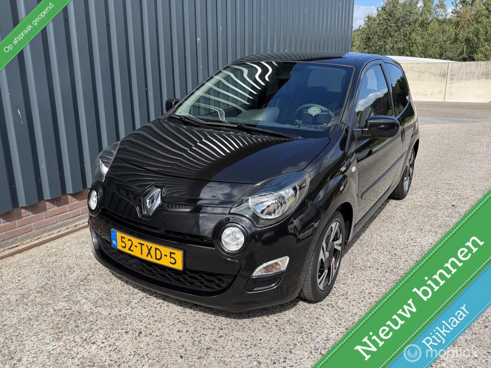 Renault Twingo 1.2 16V Collection CARPLAY/NAP/AIRCO/BOEKJE/2, Voorwielaandrijving, Twingo, Gebruikt, 4 cilinders