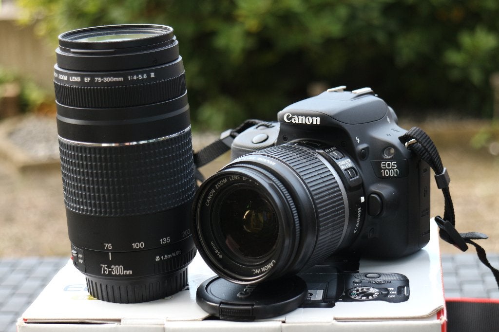Canon 100D touchscreen 5228clicks 2 Canon lenzen + fototas, Ophalen, Spiegelreflex, Canon, 18 megapixels