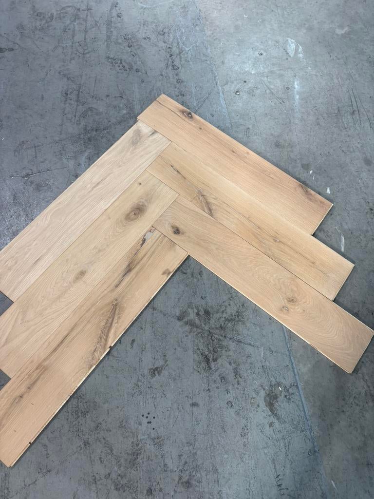Eiken houten visgraat €17,5 per m2 nieuw, Doe-het-zelf en Verbouw, Vloerdelen en Plavuizen, Parket, 50 tot 150 cm, Zo goed als nieuw