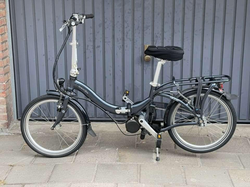 Dahon Boost elektrische Vouwfiets NIEUWSTAAT, Fietsen en Brommers, Fietsen | Vouwfietsen, Ophalen, 20 inch of meer, Velgrem, Versnellingen