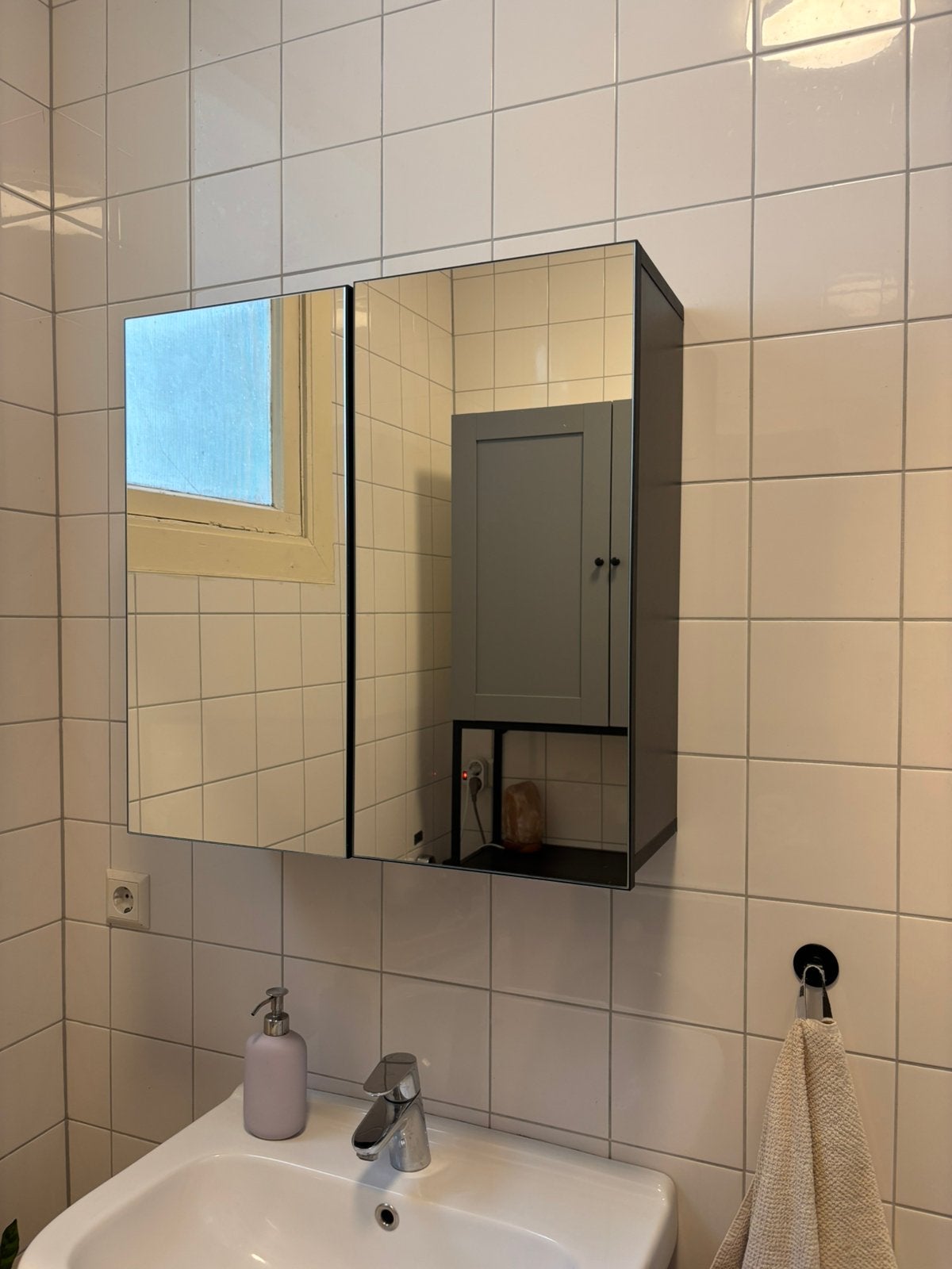 Ikea spiegelkastje, Huis en Inrichting, Badkamer | Badkamermeubels, Ophalen, 50 tot 100 cm, Minder dan 25 cm, Minder dan 100 cm