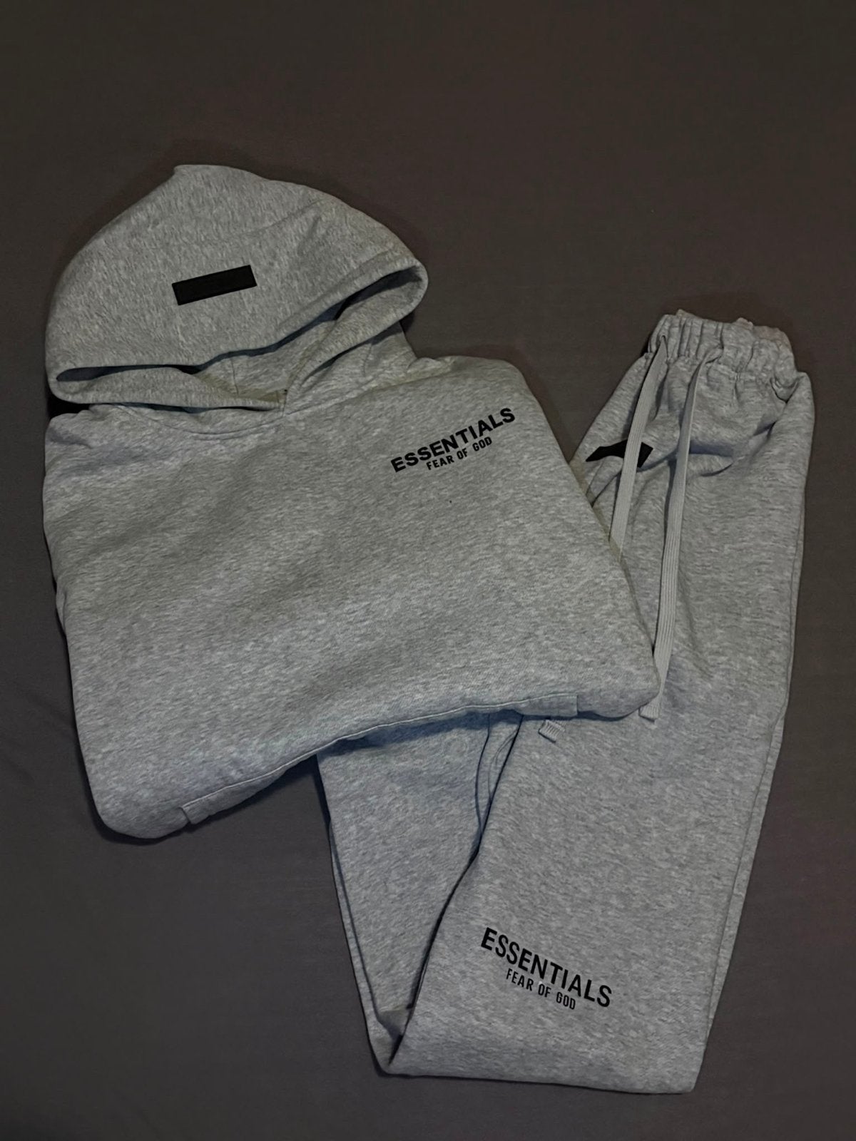 Essentials Fear of God Hoodie en Joggingbroek Set Grijs, Verzenden, Zo goed als nieuw, Maat 48/50 (M), Grijs
