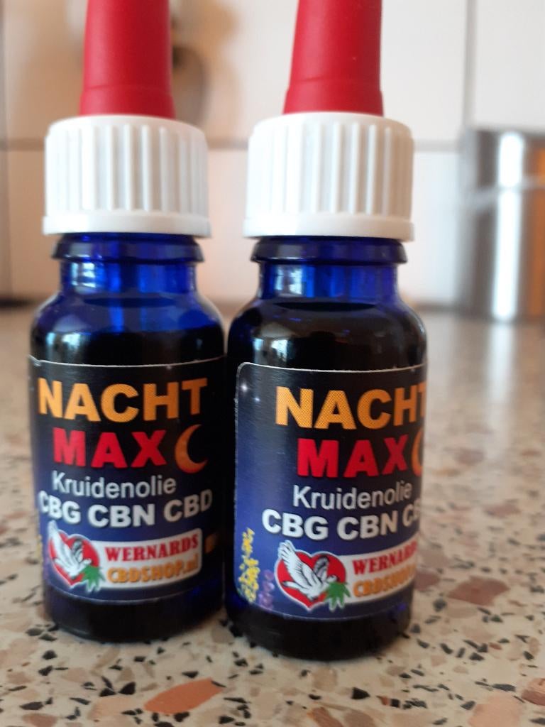 Twee flesjes Wernards Nacht kruidenolie MAX 10 ml., Ophalen of Verzenden, Nieuw, Overige typen
