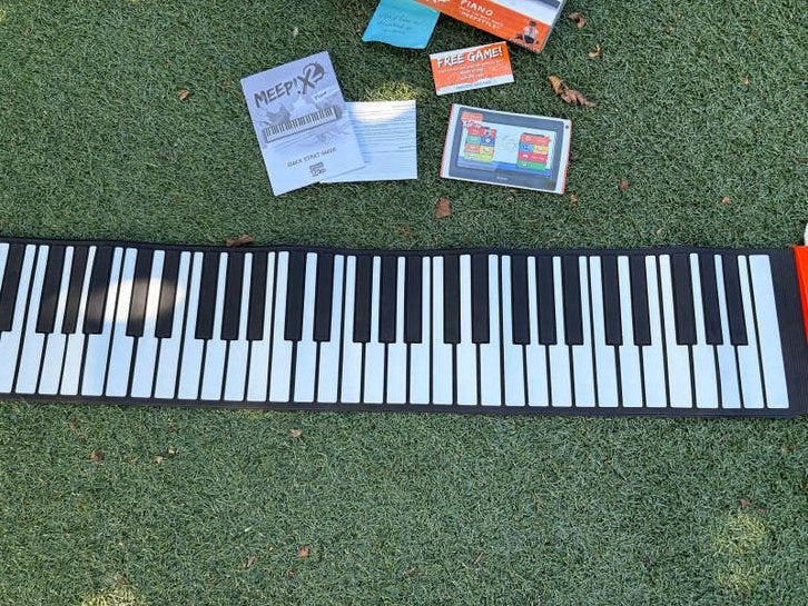 Meepix X2 oprolbaar piano keyboard met tablet, Overige merken, Ophalen of Verzenden, Aanslaggevoelig, 61 toetsen