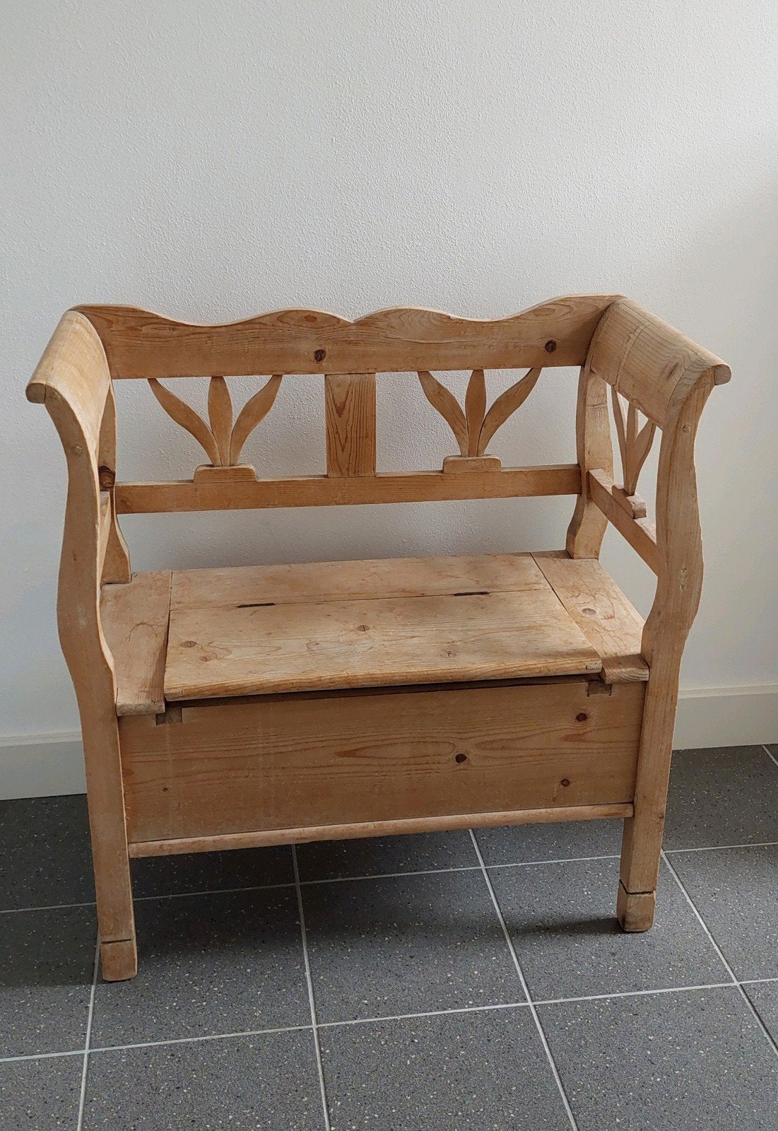 Prachtige mooie houten klepbank, Ophalen, Zo goed als nieuw