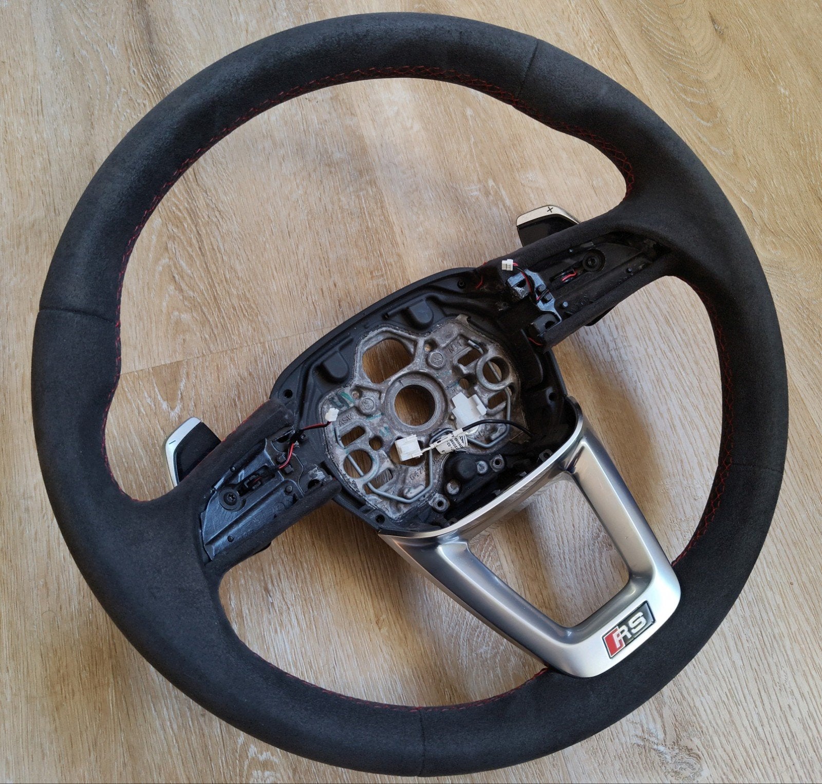Audi A1 A3 Q3 origineel alcantara RS stuur met flippers zgan, Auto-onderdelen, Besturing, Ophalen of Verzenden, Nieuw, Audi