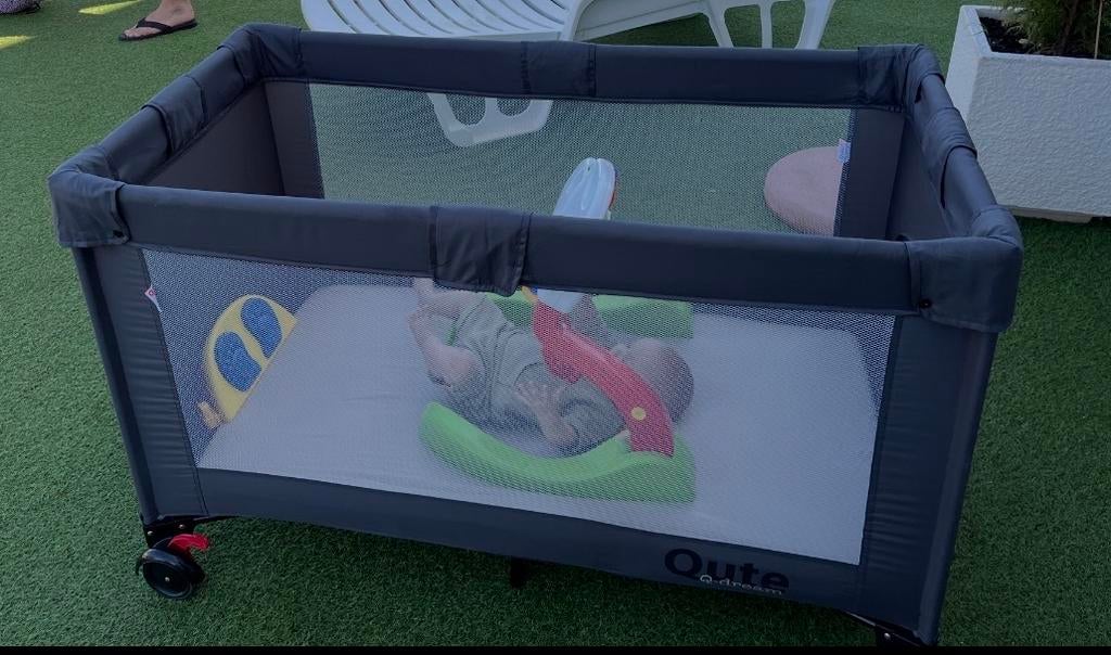 Campingbed Qute Q-Dream Donkerblauw met kruipluik, Ophalen, Zo goed als nieuw, Overige typen