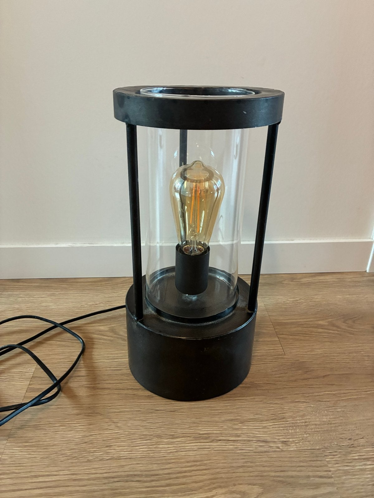 Zwarte tafellamp met Edison gloeilamp, Ophalen, Met schakelaar, Gebruikt, E27 (groot)