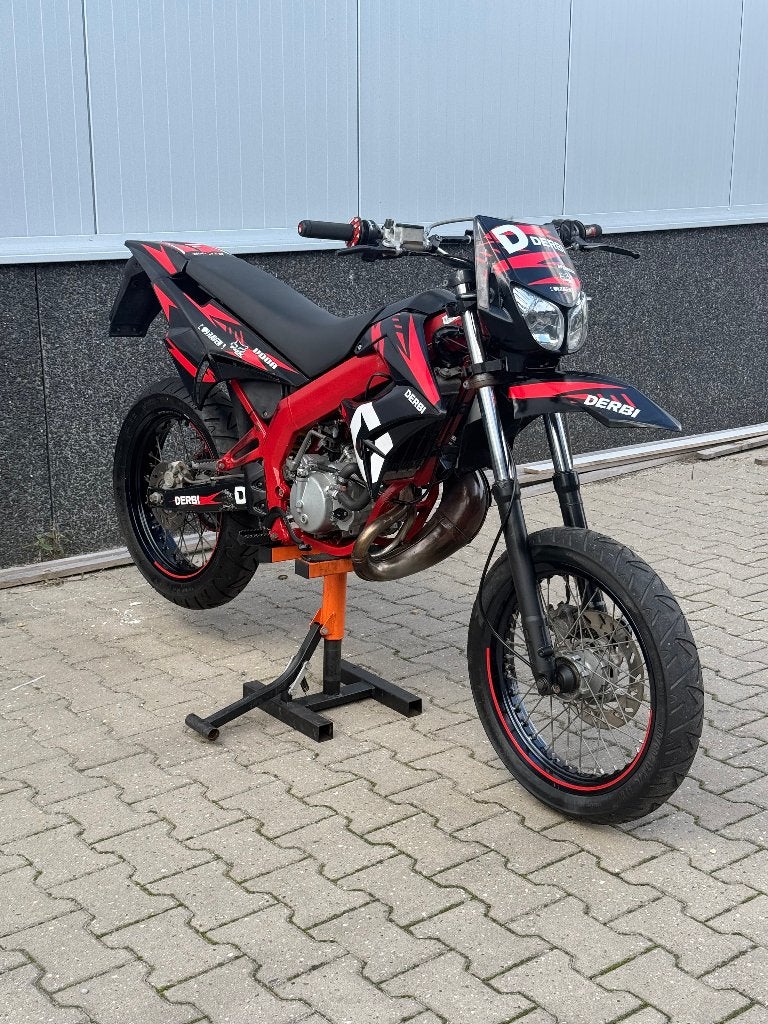 Debi Senda SDR - 2005 - Net een Beurt gehad, Fietsen en Brommers, Ophalen, 6 versnellingen, Maximaal 45 km/u, Zo goed als nieuw