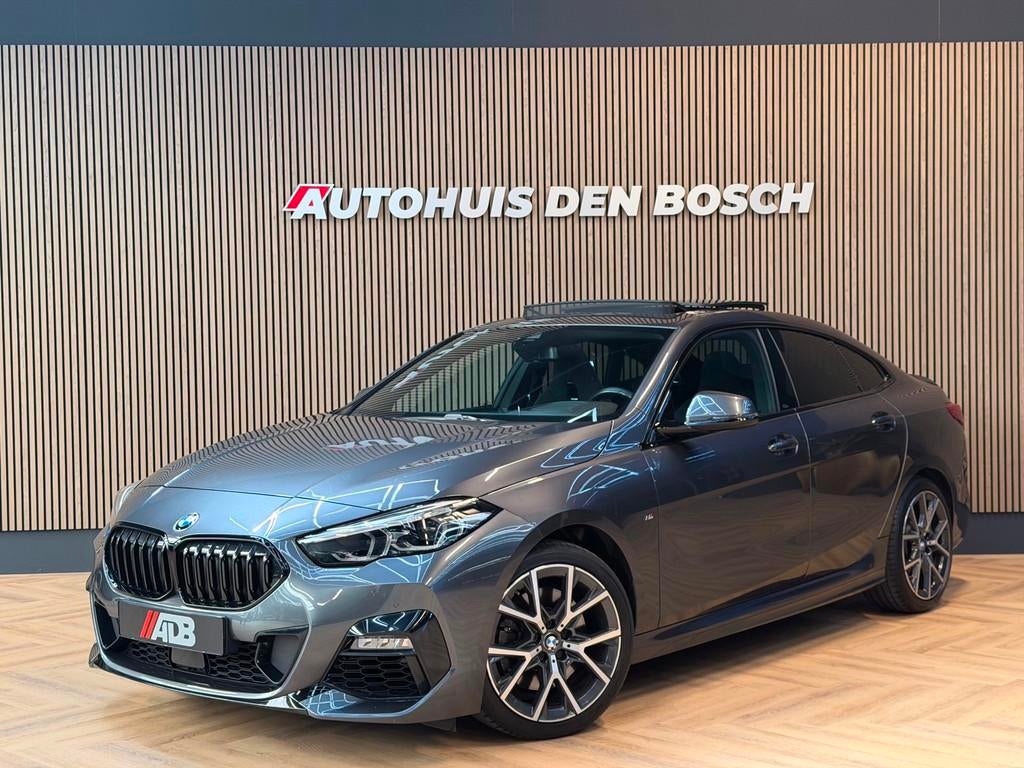 BMW 2-serie Gran Coupé 220i M Sport - Pano - Kuipstoelen, 1998 cc, Gebruikt, 4 cilinders, Alcantara