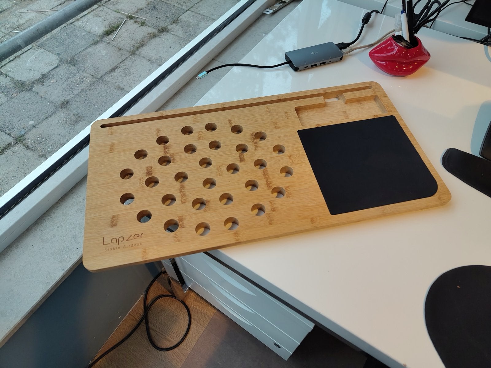 Lapzer Stable Airdesk Laptophouder - Zo goed als nieuw, Ophalen of Verzenden, Zo goed als nieuw