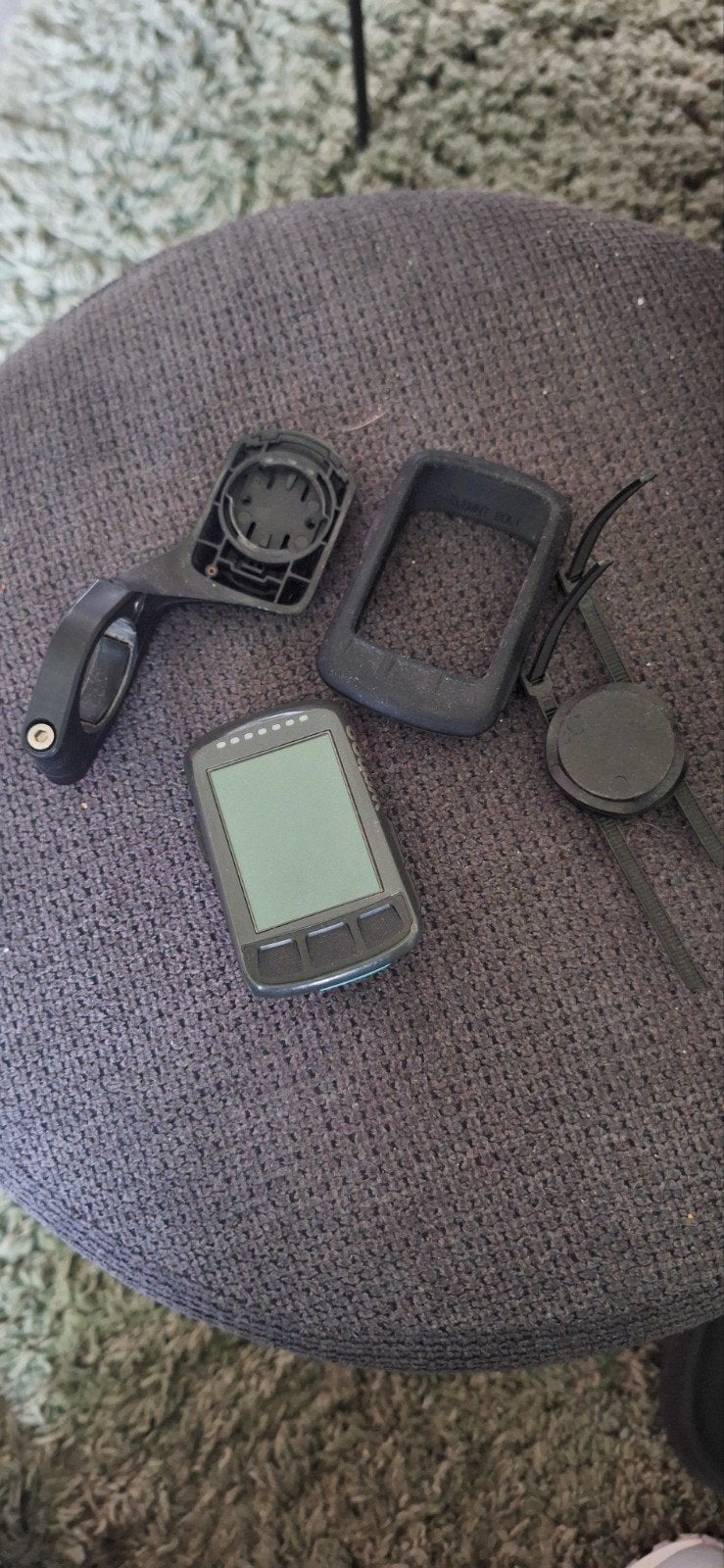 Wahoo elemnt bolt v1 navigatie met 2 stuurhouders en hoesje, Fietsen en Brommers, Fietsaccessoires | Fietscomputers, Ophalen of Verzenden