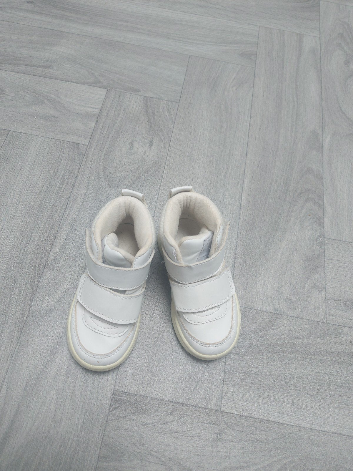 Witte H&M sneakers maat 23 voor jongens of meisjes, Gebruikt, Jongen of Meisje, H&M, Schoenen