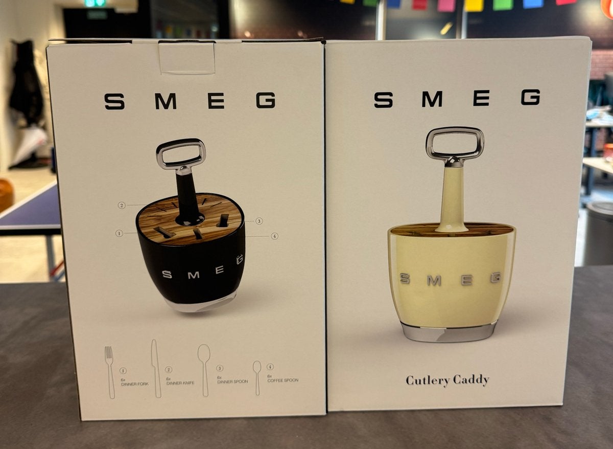 2x SMEG Bestekhouder (Cutlery Caddy) - Zwart & Crème - Nieuw, Overige materialen, Nieuw, Ophalen of Verzenden, Los bestek