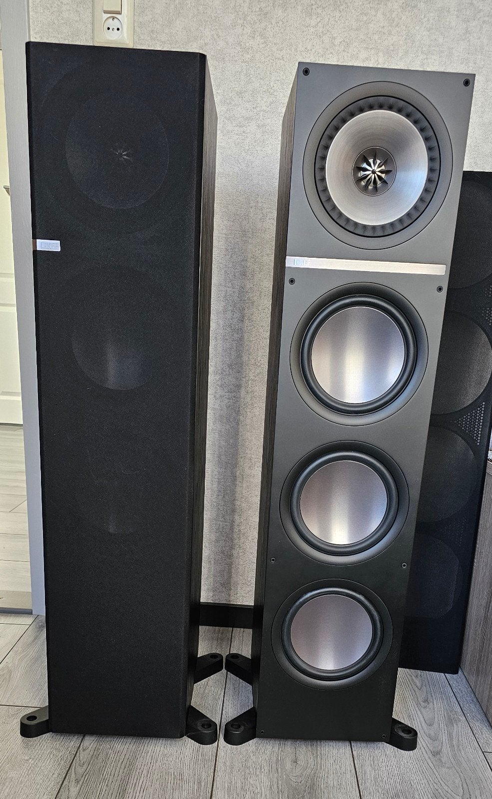 Kef Q 900 vloerstaande luidsprekers met Chord audio kabels, 150 watt of meer, Vloerstaande luidspreker, Gebruikt, Inclusief kabels