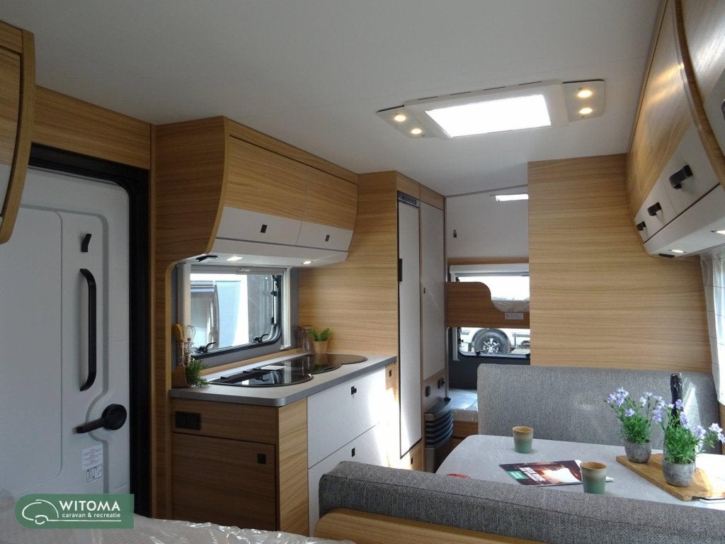Dethleffs Summer Edition 500 QSK levering 2027, Caravans en Kamperen, Caravans, Dwarsbed, Bedrijf, Treinzit, Dethleffs