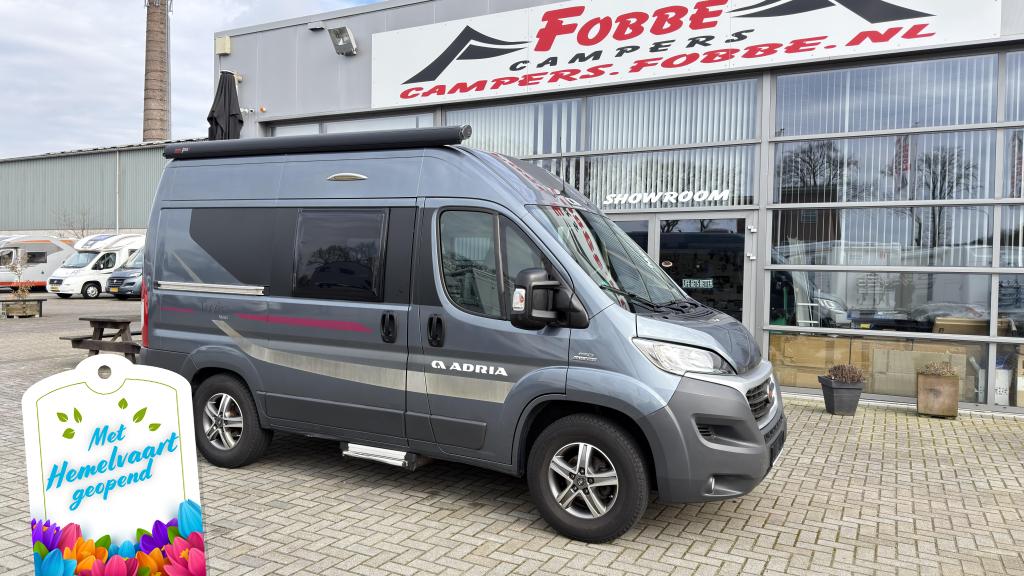 In Top staat en lekker Compact De Adria Twin 500 S Uit 2015, Buscamper of Camperbus, Ringverwarming, Fiat, Bedrijf