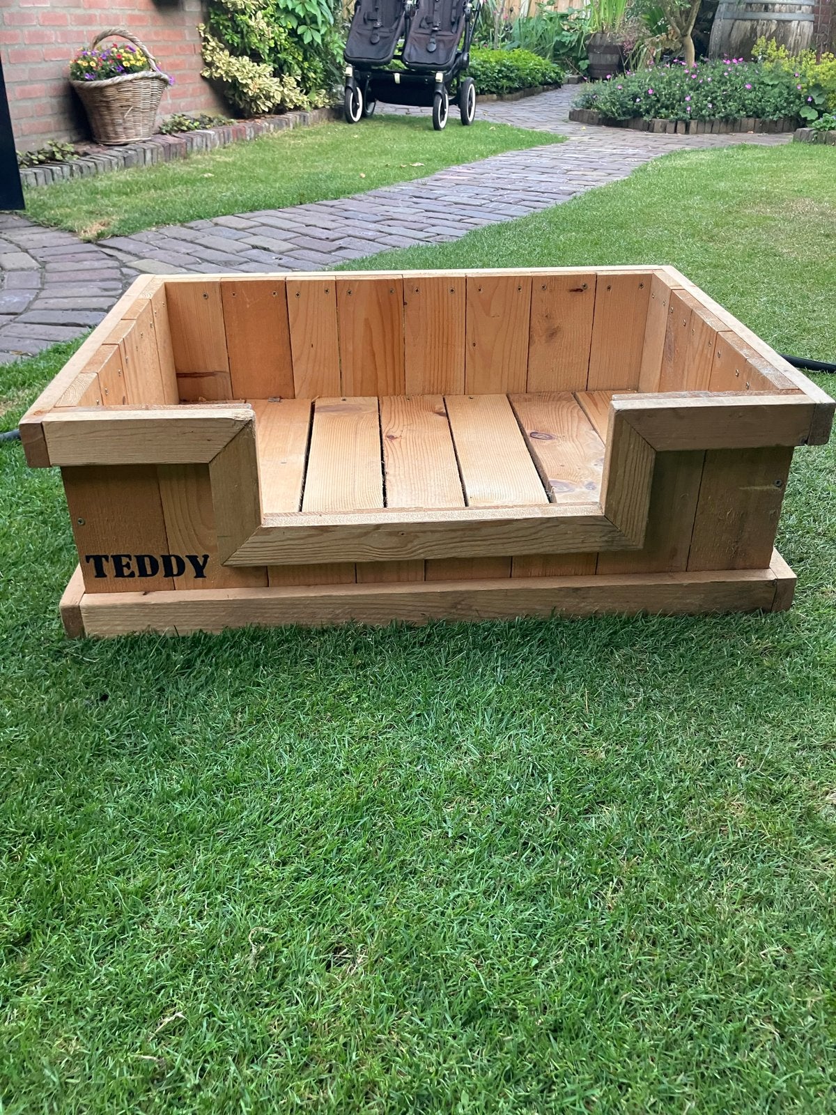 Houten honden mand., Ophalen