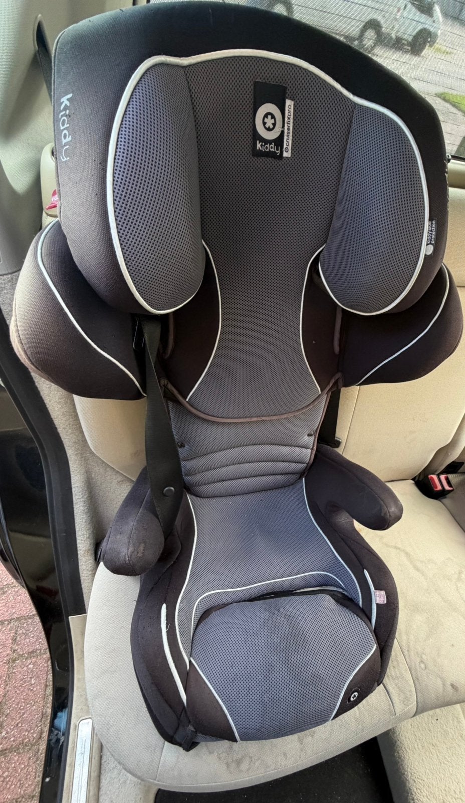 Kiddy Cruiserfix Pro (isofix) (||-||| - 15-36 kg), Gebruikt, 15 t/m 36 kg, Verstelbare rugleuning, Isofix