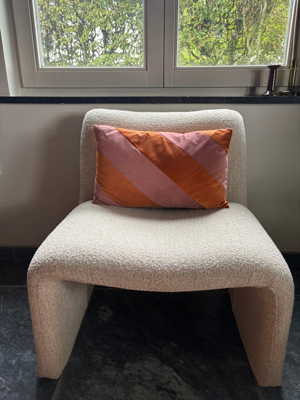 Fauteuil in nieuwstaat! U vorm beige, Karwei twv €360!, Huis en Inrichting, Ophalen, Nieuw