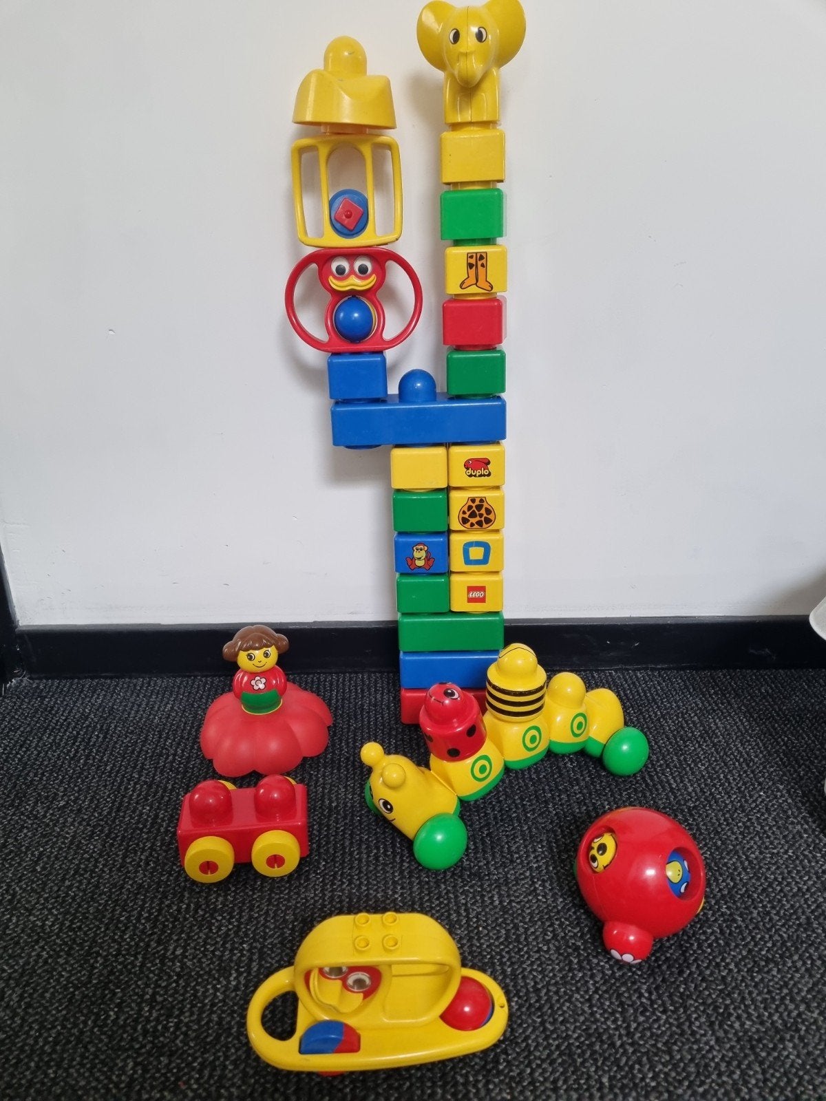 31 delige lego primoset in curverbox, Gebruikt, MOC (eigen creatie), Ophalen of Verzenden, Duplo