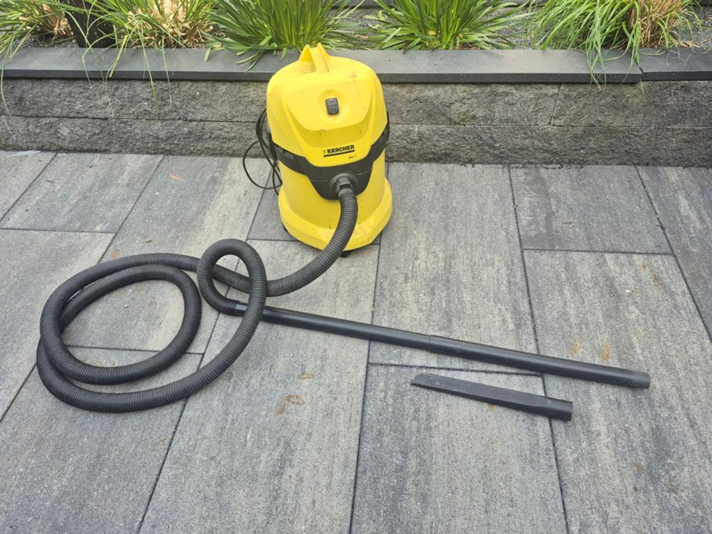 Karcher waterzuiger wd3, Ophalen