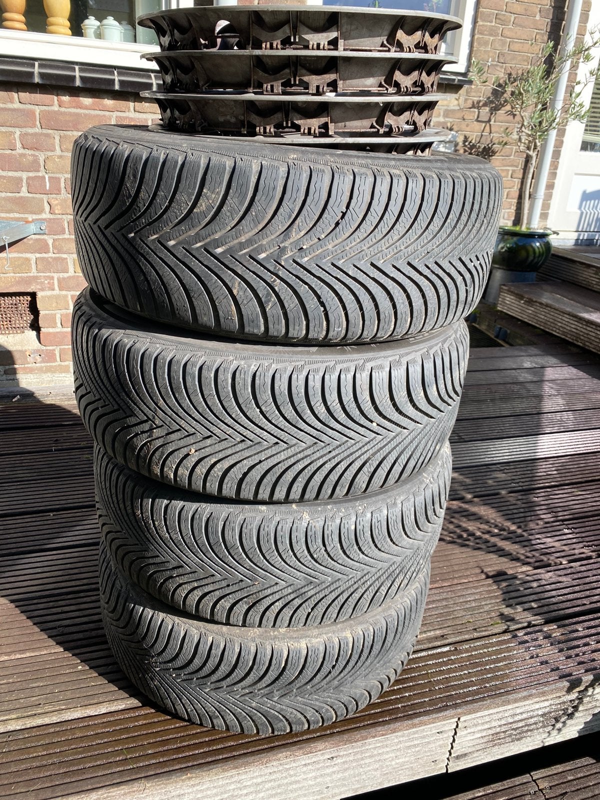 Winterbanden op velg, maat 215 55R 16, Ophalen, 215 mm, 16 inch, Banden en Velgen
