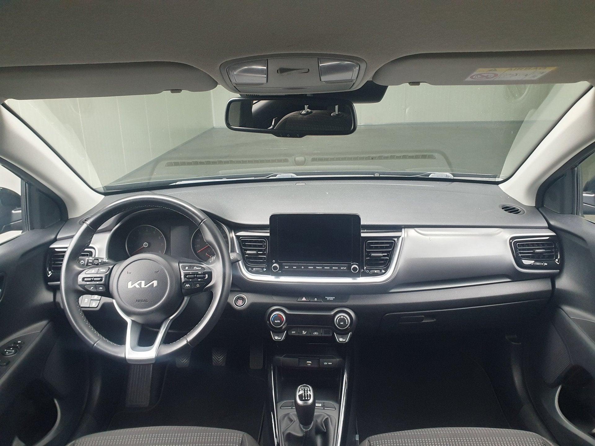 Kia Stonic 1.0 T-GDi MHEV DynamicPlusLine NAVI/CARPLAY/CAMER, Auto's, Voorwielaandrijving, Gebruikt, Euro 6, Origineel Nederlands