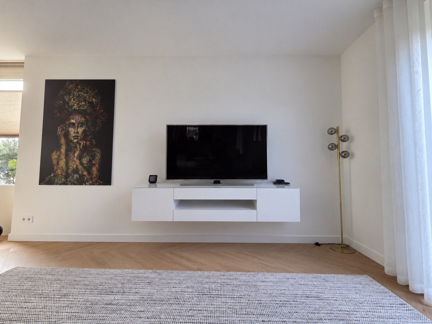 Karat tv-meubel met glazen blad, Ophalen, 150 tot 200 cm, Zo goed als nieuw, Minder dan 100 cm