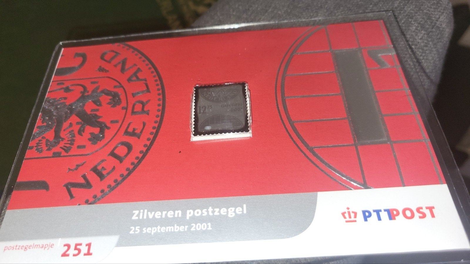 Zilveren postzegel Nederland PTT Post 2001, Ophalen of Verzenden, Na 1940, Postfris