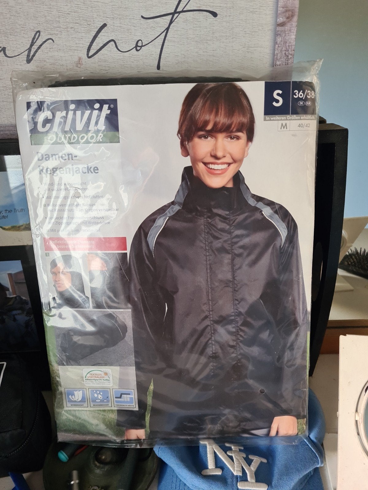 Nieuwe Crivit Outdoor Dames Regenjas - Saat S (36/38), Zwart, Nieuw, Ophalen of Verzenden, Maat 36 (S)