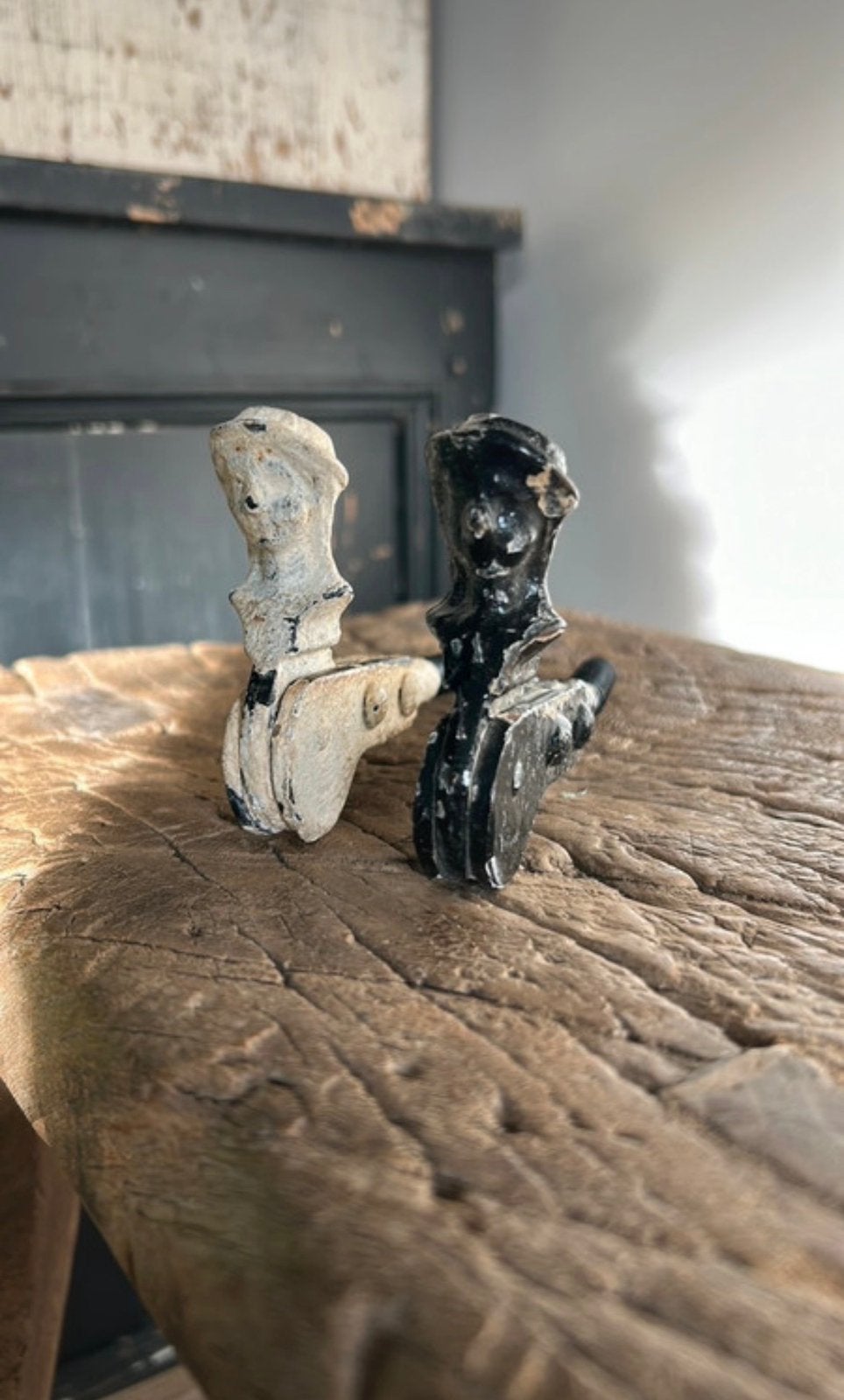 2 franse luikhouders zwart / wit, Verzenden