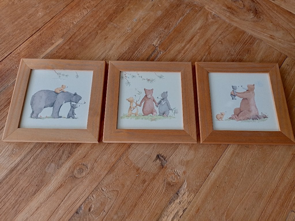 3 schilderijtjes baby/kinder kamer beer, Ophalen of Verzenden, Gebruikt, Wanddecoratie