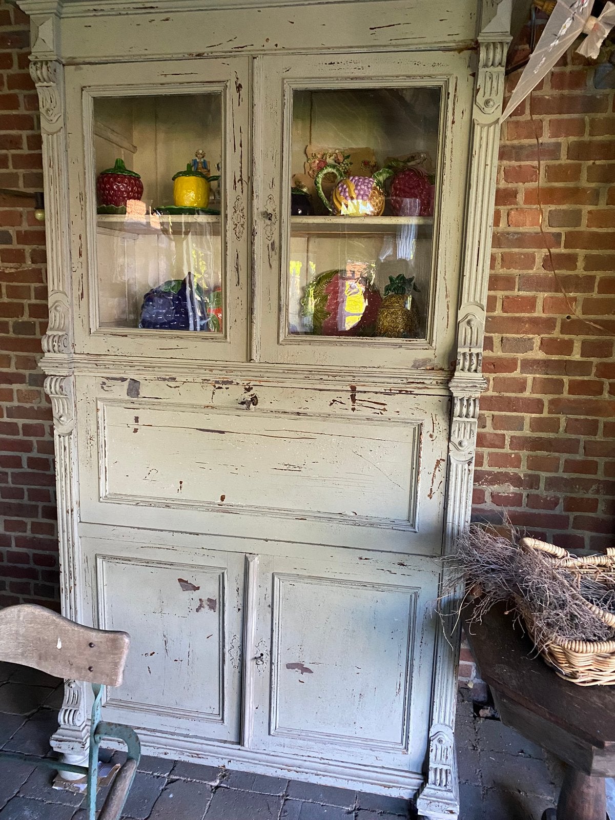 Buffetkast vitrinekast, Huis en Inrichting, Ophalen, Gebruikt, 100 tot 150 cm, Brocante landelijk