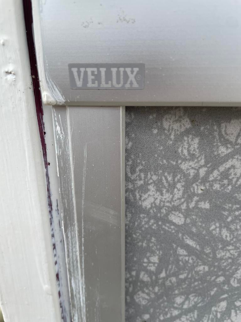 Velux rolgordijn verduistering GGL 7, Doe-het-zelf en Verbouw, Glas en Ramen, Ophalen, 80 tot 120 cm, 120 tot 160 cm, Zo goed als nieuw