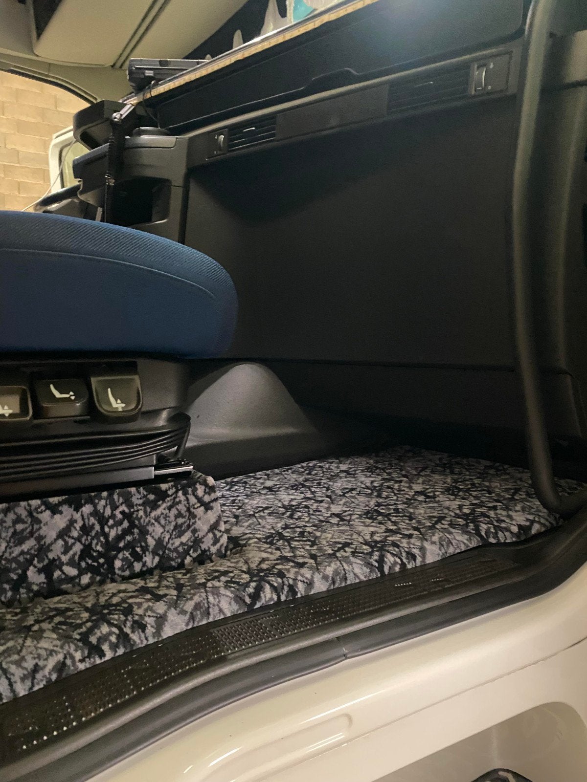 Deens pluche grijze set volvo FH4 FH5 Aero, Ophalen, Nieuw, Volvo, Interieur en Bekleding
