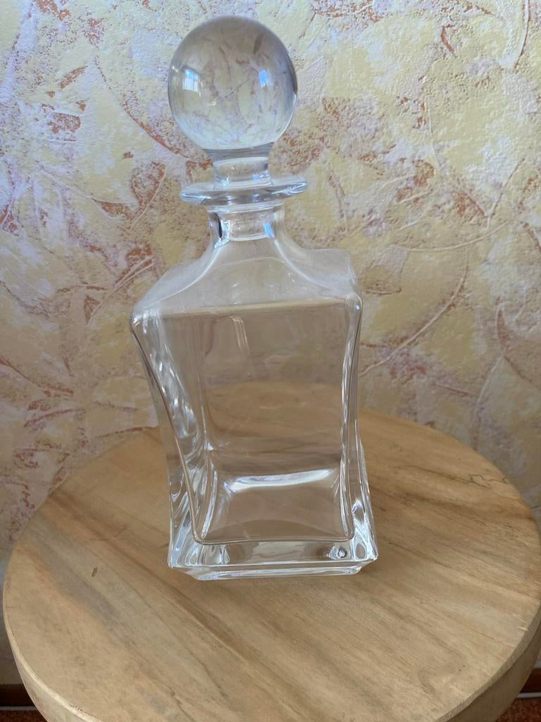 Glazen karaf met ronde stolp en 2 whiskyglazen, Ophalen of Verzenden
