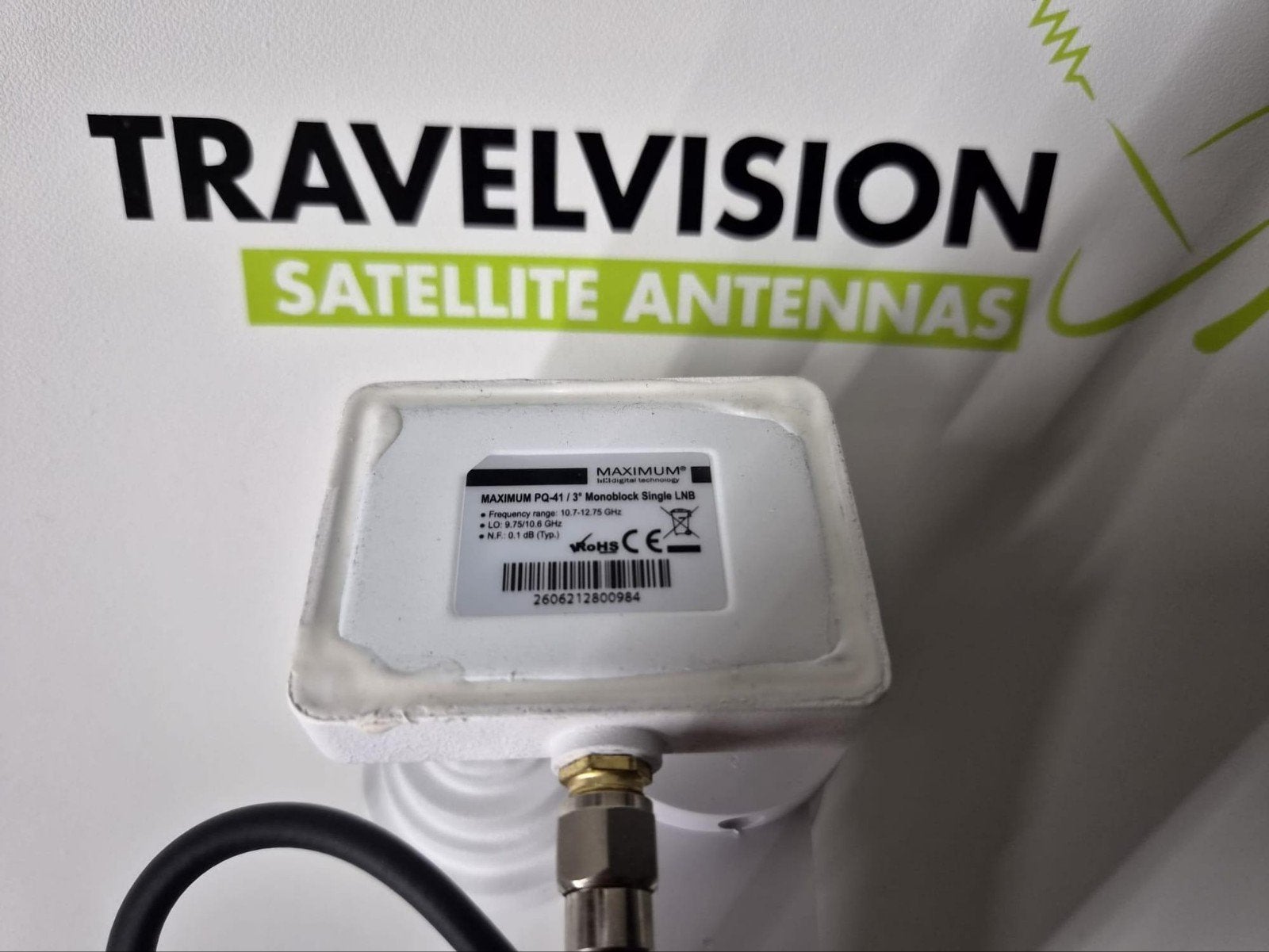 Travelvision R7 volautomatische schotel 60cm + accessoires, Ophalen, Zo goed als nieuw, (Schotel)antenne, Overige merken