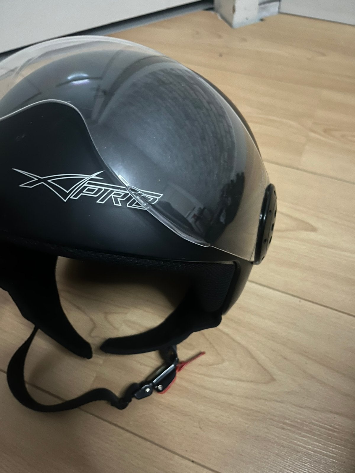 Scooterhelm fijn model, Fietsen en Brommers, Brommerhelmen, Ophalen of Verzenden, Zo goed als nieuw