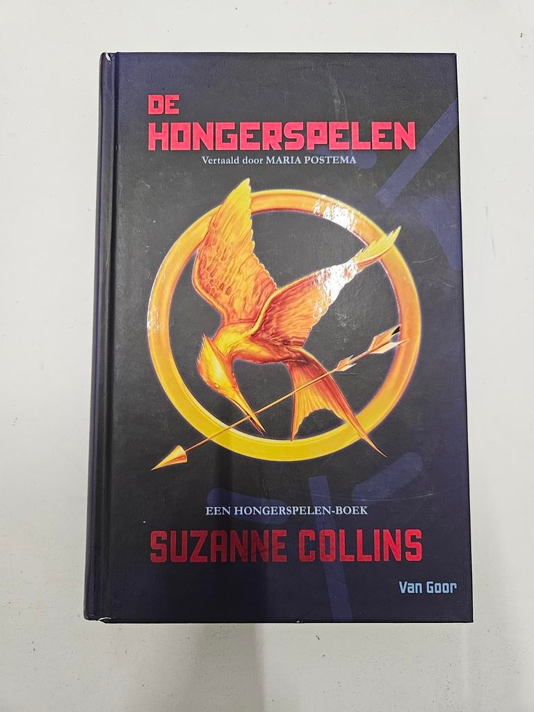 Suzanne Collins - De Hongerspelen, Ophalen of Verzenden, Zo goed als nieuw, Suzanne Collins