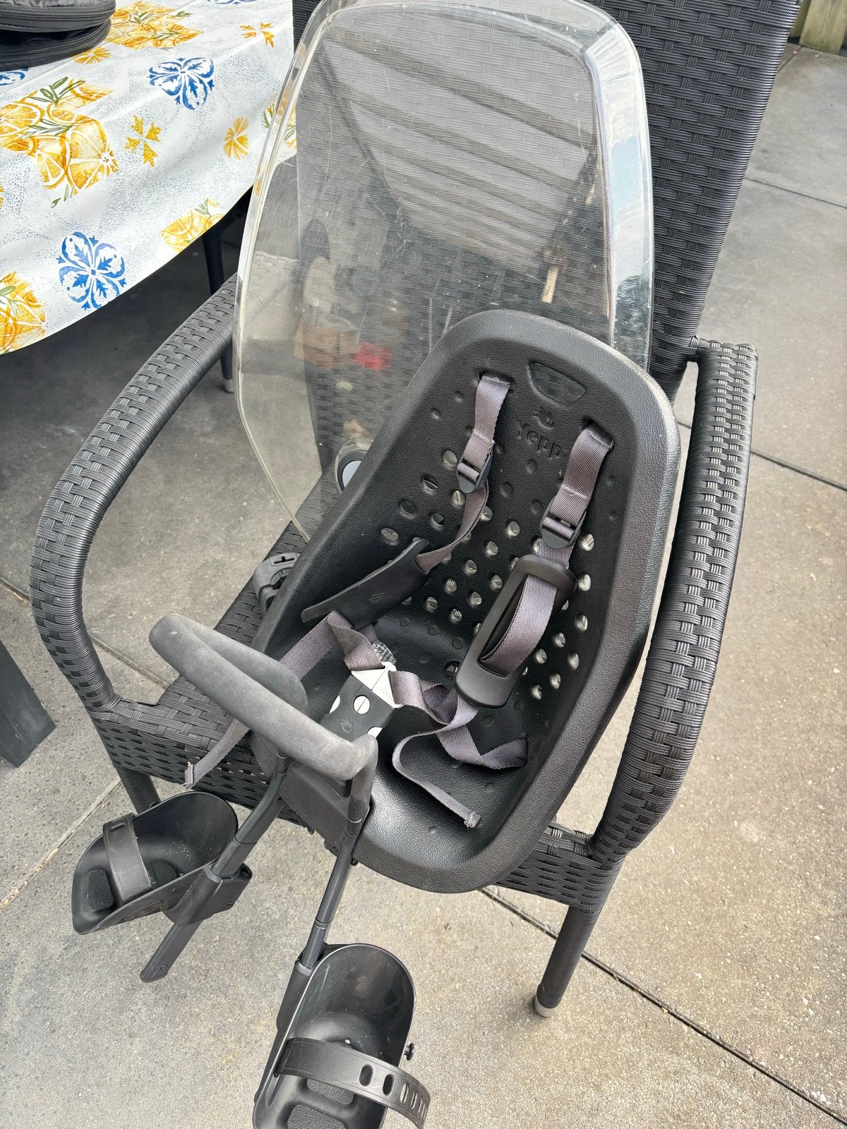 Yepp Thule Voorzitje fiets met Windscherm, Fietsen en Brommers, Ophalen, Zo goed als nieuw, Voorzitje